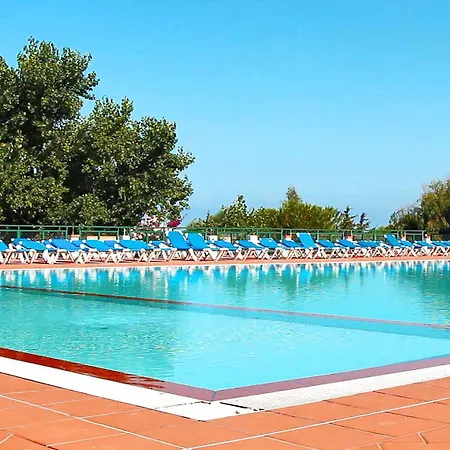 Hotel Villaggio Dei Pini 3*
